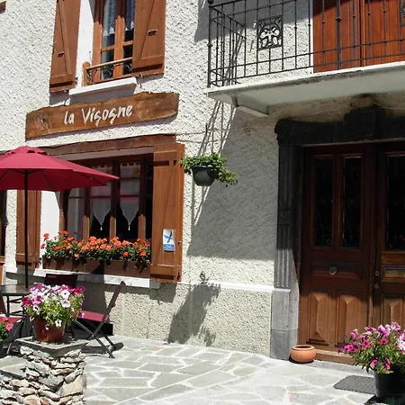 Village De La Vigogne